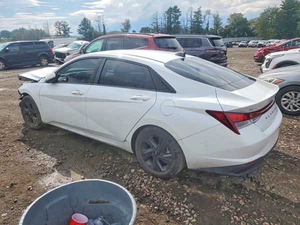 2021 HYUNDAI ELANTRA