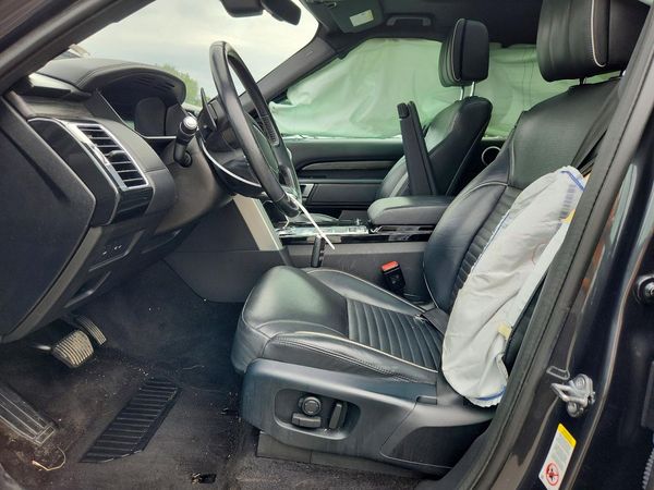 2019 LAND ROVER DISCOVERY HSE Luxury