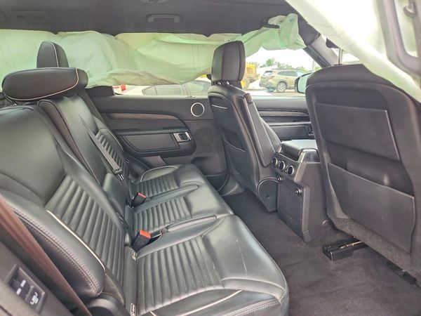 2019 LAND ROVER DISCOVERY HSE Luxury