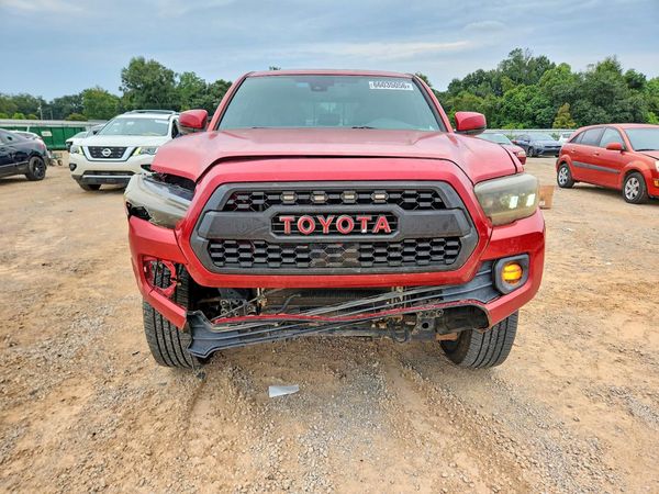 2018 TOYOTA TACOMA Limited