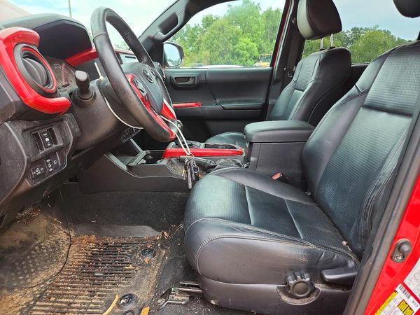 2018 TOYOTA TACOMA Limited