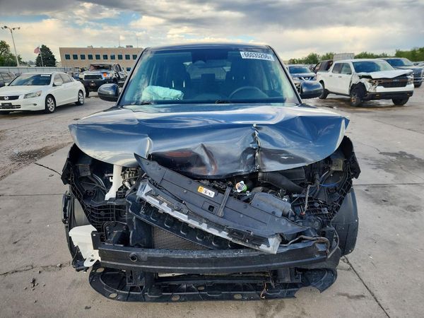 2023 KIA SOUL LX, S