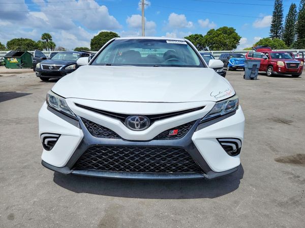 2018 TOYOTA CAMRY L/LE/SE/XLE