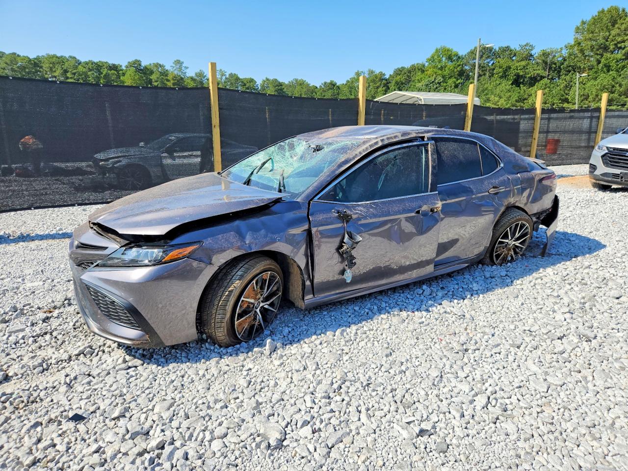2023 TOYOTA CAMRY SE — Front 3/4