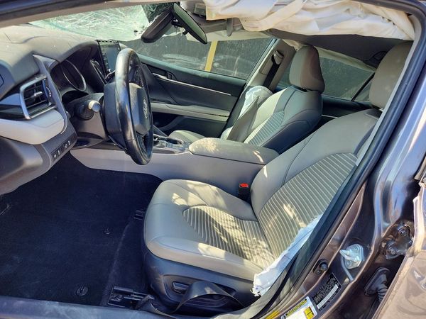 2023 TOYOTA CAMRY SE — DENT