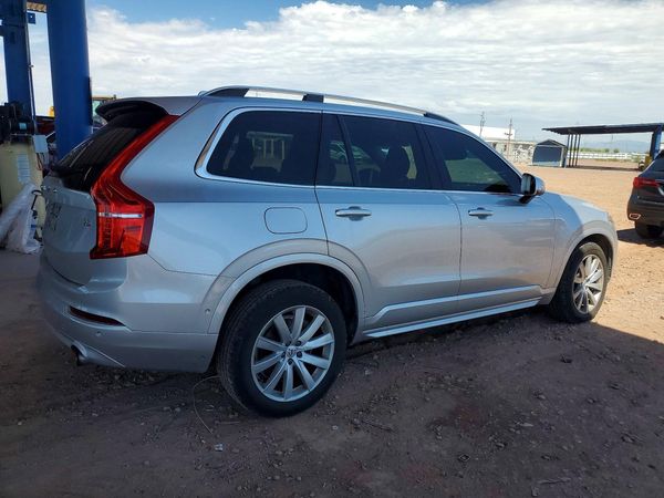 2018 VOLVO XC90
