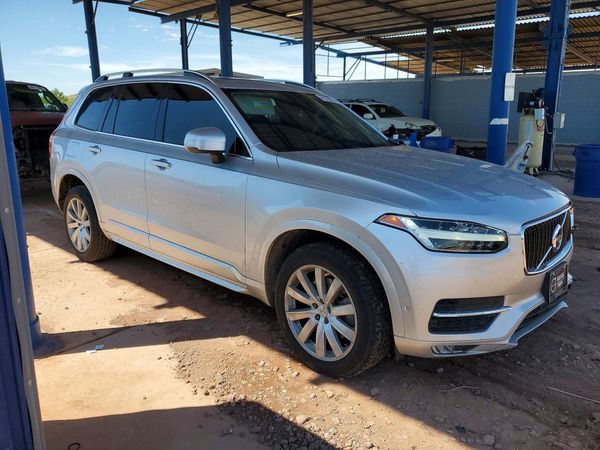 2018 VOLVO XC90
