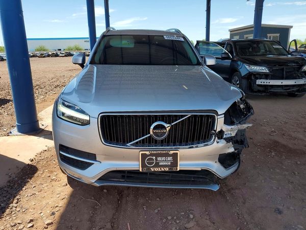 2018 VOLVO XC90