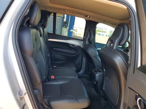 2018 VOLVO XC90