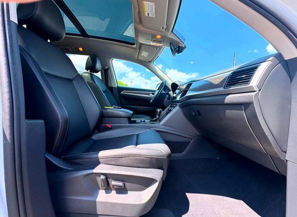 2019 VOLKSWAGEN ATLAS 4Motion SEL
