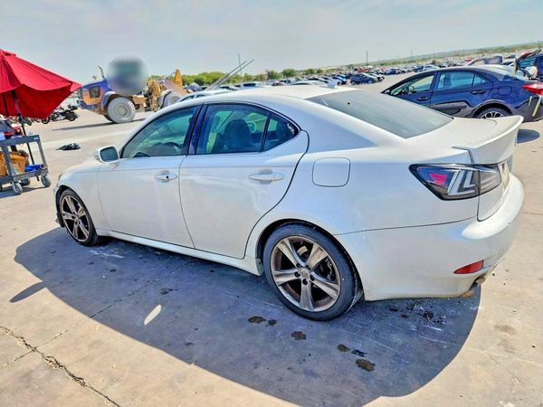 2013 LEXUS IS