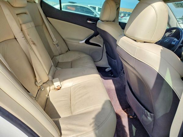 2013 LEXUS IS