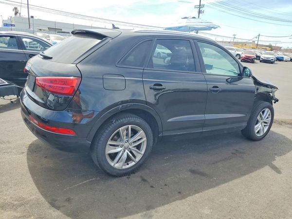2017 AUDI Q3
