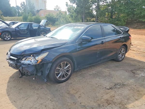 2017 TOYOTA CAMRY