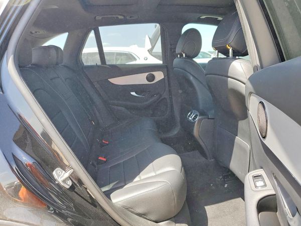 2020 MERCEDES-BENZ GLC GLC300