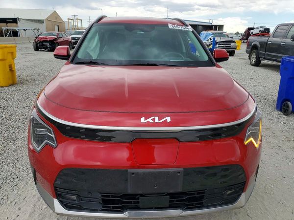 2025 KIA NIRO