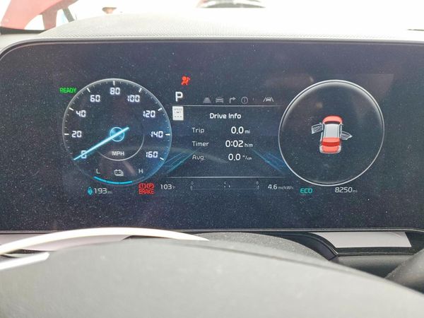2025 KIA NIRO