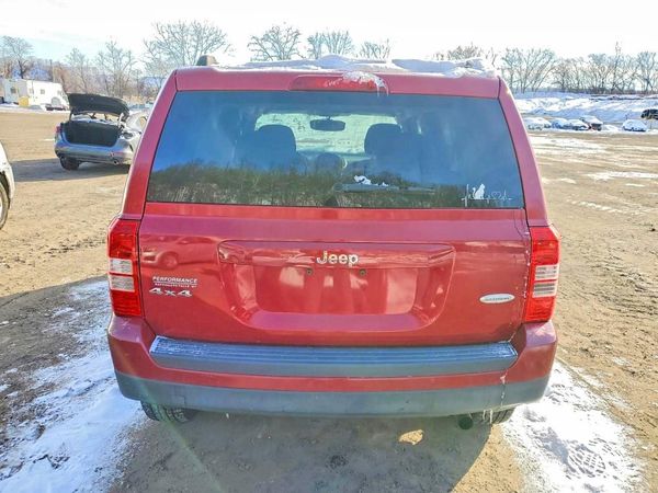 2015 JEEP PATRIOT Latitude — DIRR