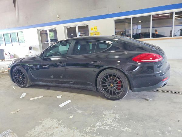 2015 PORSCHE PANAMERA Base (2WD), 4 (4WD)