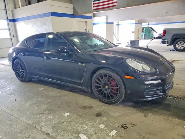 2015 PORSCHE PANAMERA Base (2WD), 4 (4WD)