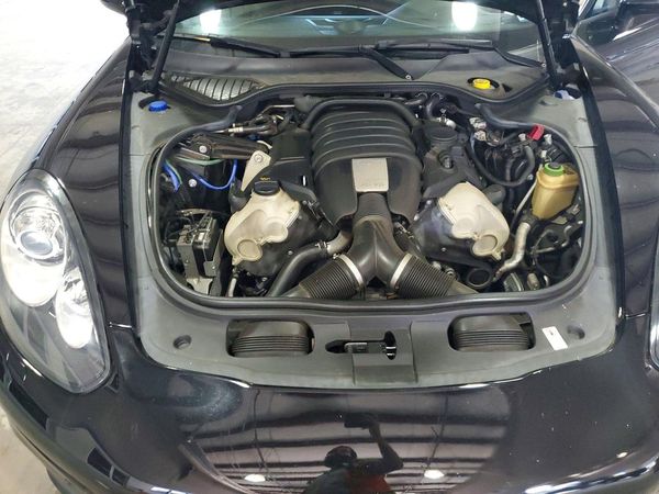 2015 PORSCHE PANAMERA Base (2WD), 4 (4WD)