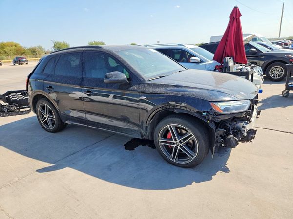 2025 AUDI Q5 E