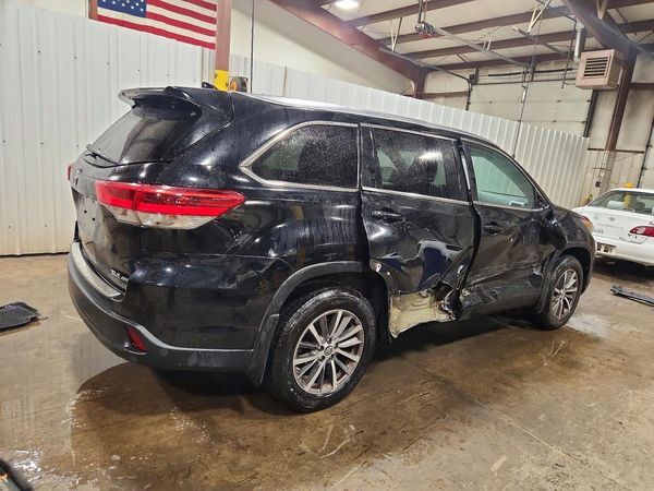2018 TOYOTA HIGHLANDER SE/XLE
