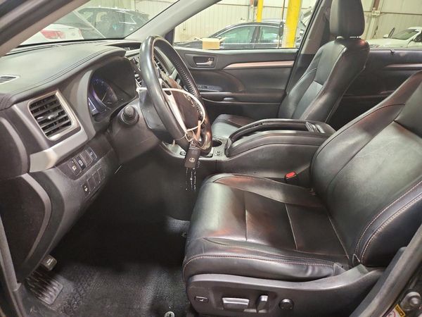 2018 TOYOTA HIGHLANDER SE/XLE