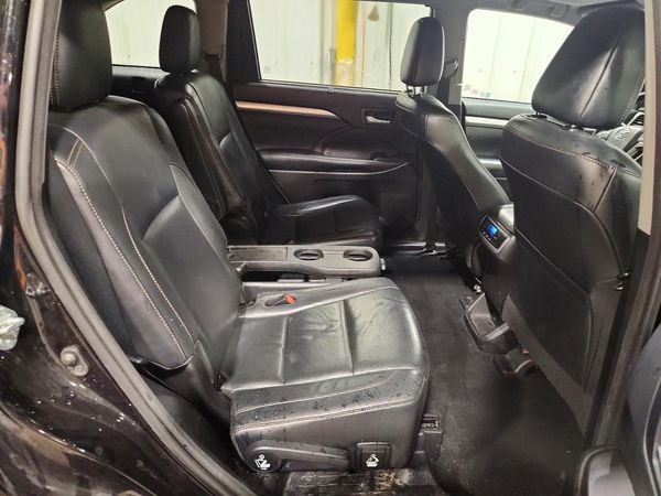 2018 TOYOTA HIGHLANDER SE/XLE