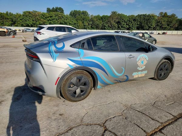 2024 TOYOTA PRIUS