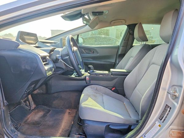 2024 TOYOTA PRIUS