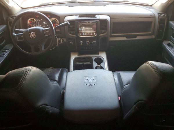 2018 RAM 2500 ST CREW CAB 4X4