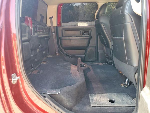 2018 RAM 2500 ST CREW CAB 4X4