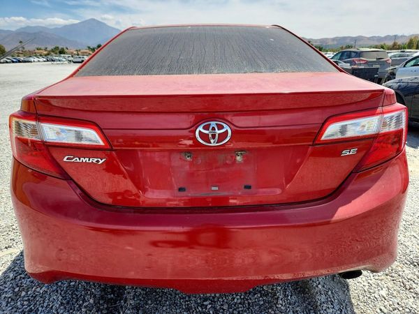 2012 TOYOTA CAMRY