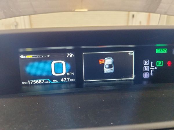 2017 TOYOTA PRIUS