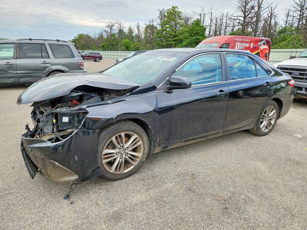 2017 TOYOTA CAMRY