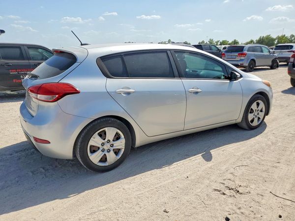 2016 KIA FORTE GL (Middle-Low Grade)