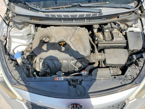 2016 KIA FORTE GL (Middle-Low Grade)