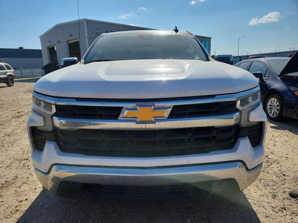 2023 CHEVROLET SILVERADO LT