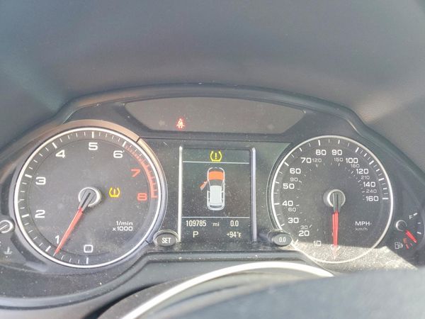 2017 AUDI Q5 quattro Premium Plus