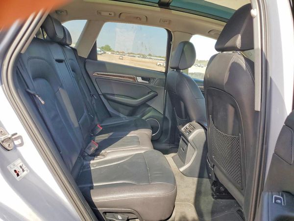 2017 AUDI Q5 quattro Premium Plus