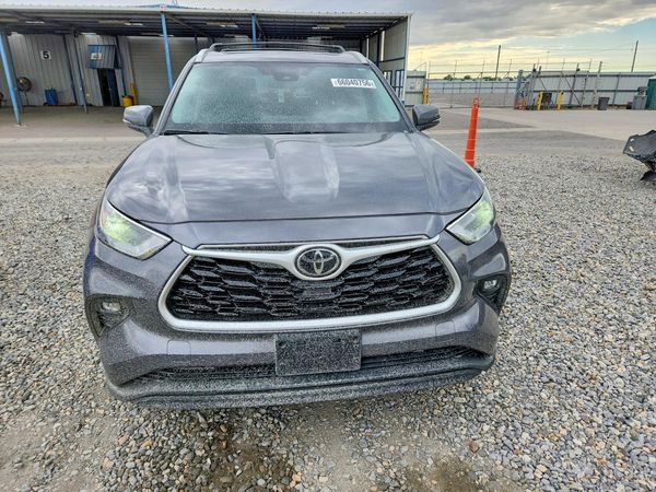 2022 TOYOTA HIGHLANDER