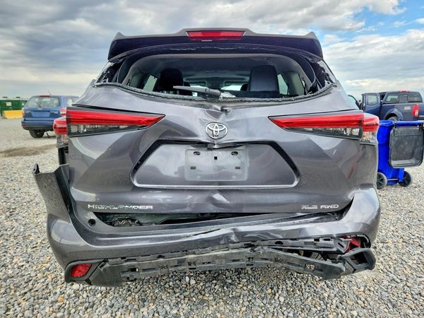 2022 TOYOTA HIGHLANDER