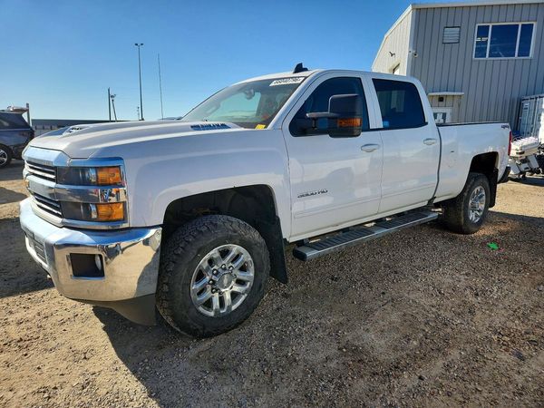 2017 CHEVROLET SILVERADO LT