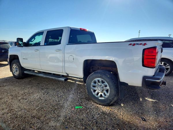 2017 CHEVROLET SILVERADO LT