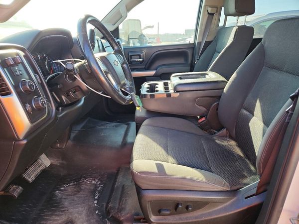2017 CHEVROLET SILVERADO LT
