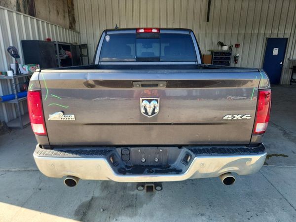 2015 RAM 1500 SLT