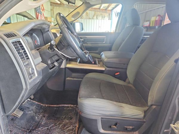 2015 RAM 1500 SLT