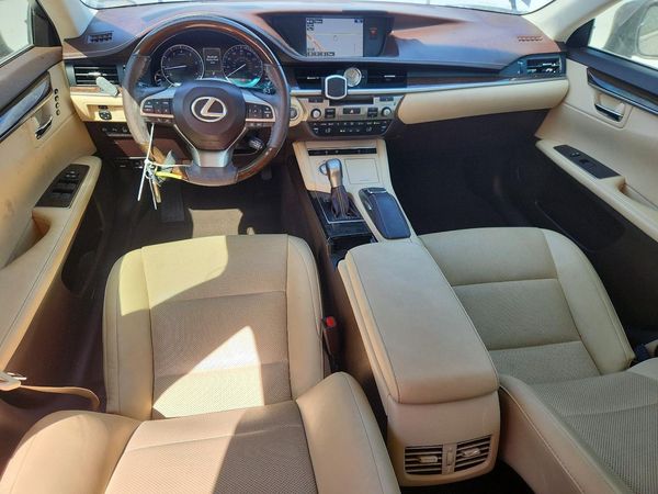 2016 LEXUS ES 350
