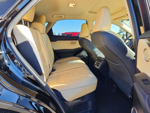2015 LEXUS NX 200t Luxury